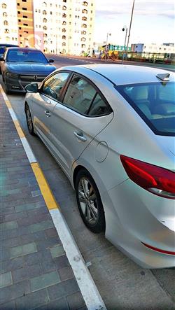 هیوندای ئەلەنترا